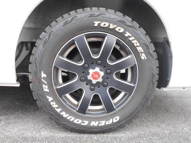 ＮＶ３５０キャラバンバン ロングプレミアムＧＸ　後期型　衝突軽減ブレーキ　メモリーナビ　全周囲カメラ　ＬＥＤヘッドライト　スマートキー　フルセグＴＶ　Ｂｌｕｅｔｏｏｔｈ　両側スライドドア　盗難防止装置　オートエアコン　電動格納ミラー（32枚目）