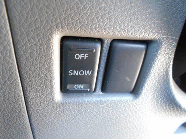 NV350キャラバンバン ロングプレミアムGX スマートキー 両側スライドドア ヘッドライト 盗難防止装置 ETC パワーウィンドウ CD再生 運転席エアバッグ スノーモード付 ライトレベライザー アンチロックブレーキシステム(5枚目)