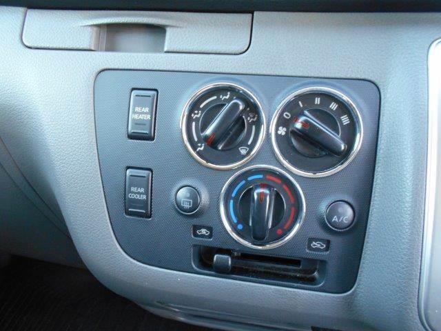 NV350キャラバンバン ロングプレミアムGX スマートキー 両側スライドドア ヘッドライト 盗難防止装置 ETC パワーウィンドウ CD再生 運転席エアバッグ スノーモード付 ライトレベライザー アンチロックブレーキシステム(41枚目)