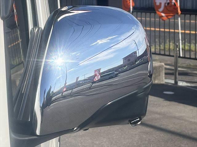 ハイエースバン ロングスーパーＧＬ　ＳＤナビ　バックカメラ　フリップダウンモニター　フロントエアロ　ＥＴＣ　リヤエアロ　１７インチアルミホイール　ローダウン　キーレス　ＭＴモード付きＡＴ　ＬＥＤヘッドライト　Ｂｌｕｅｔｏｏｔｈ　フルセグ（25枚目）