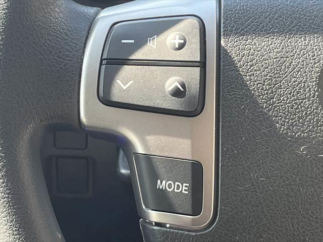 ハイエースバン ロングスーパーＧＬ　ＳＤナビ　バックカメラ　フリップダウンモニター　フロントエアロ　ＥＴＣ　リヤエアロ　１７インチアルミホイール　ローダウン　キーレス　ＭＴモード付きＡＴ　ＬＥＤヘッドライト　Ｂｌｕｅｔｏｏｔｈ　フルセグ（36枚目）