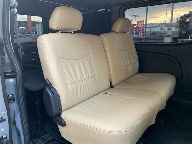 ＮＶ３５０キャラバンバン ロングプレミアムＧＸターボ　ブラックギア　後期モデル　１１インチフローティングナビ　衝突軽減ブレーキ　アラウンドビューモニター　パワースライドドア　ＬＥＤヘッドライト　禁煙車　Ｂｌｕｅｔｏｏｔｈ　フルセグＴＶ　ＥＴＣ　障害物センサー（9枚目）