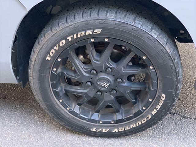 ＮＶ３５０キャラバンバン ロングプレミアムＧＸターボ　ブラックギア　後期モデル　１１インチフローティングナビ　衝突軽減ブレーキ　アラウンドビューモニター　パワースライドドア　ＬＥＤヘッドライト　禁煙車　Ｂｌｕｅｔｏｏｔｈ　フルセグＴＶ　ＥＴＣ　障害物センサー（13枚目）