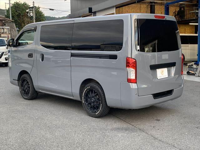 ＮＶ３５０キャラバンバン ロングプレミアムＧＸターボ　ブラックギア　後期モデル　１１インチフローティングナビ　衝突軽減ブレーキ　アラウンドビューモニター　パワースライドドア　ＬＥＤヘッドライト　禁煙車　Ｂｌｕｅｔｏｏｔｈ　フルセグＴＶ　ＥＴＣ　障害物センサー（19枚目）