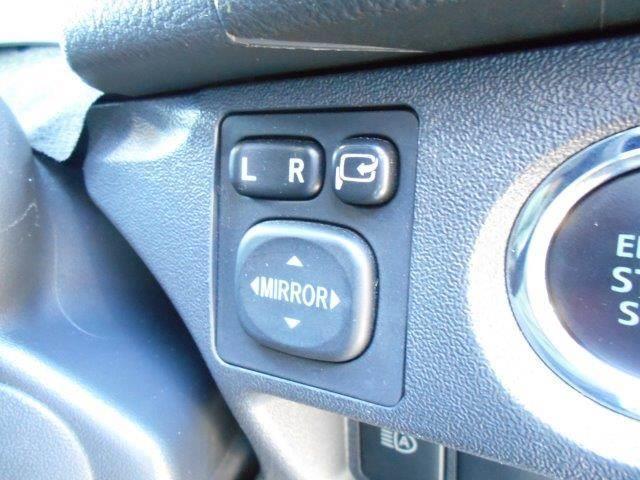 ハイエースバン スーパーＧＬ　ダークプライムＩＩ　５型セーフティセンス　メモリーナビ　バックカメラ　ワンオーナー　ローダウン　ＬＥＤヘッドライト　ＡＣ１００Ｖコンセント　デジタルインナーミラー　　Ｂｌｕｅｔｏｏｔｈ　フルセグ　ＥＴＣ　オートハイビーム（9枚目）