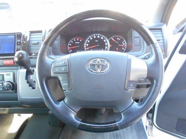 ハイエースバン スーパーＧＬ　ダークプライムＩＩ　５型セーフティセンス　メモリーナビ　バックカメラ　ワンオーナー　ローダウン　ＬＥＤヘッドライト　ＡＣ１００Ｖコンセント　デジタルインナーミラー　　Ｂｌｕｅｔｏｏｔｈ　フルセグ　ＥＴＣ　オートハイビーム（14枚目）