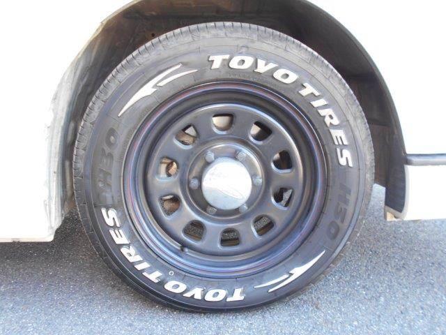 ハイエースバン スーパーＧＬ　ダークプライムＩＩ　５型セーフティセンス　メモリーナビ　バックカメラ　ワンオーナー　ローダウン　ＬＥＤヘッドライト　ＡＣ１００Ｖコンセント　デジタルインナーミラー　　Ｂｌｕｅｔｏｏｔｈ　フルセグ　ＥＴＣ　オートハイビーム（17枚目）