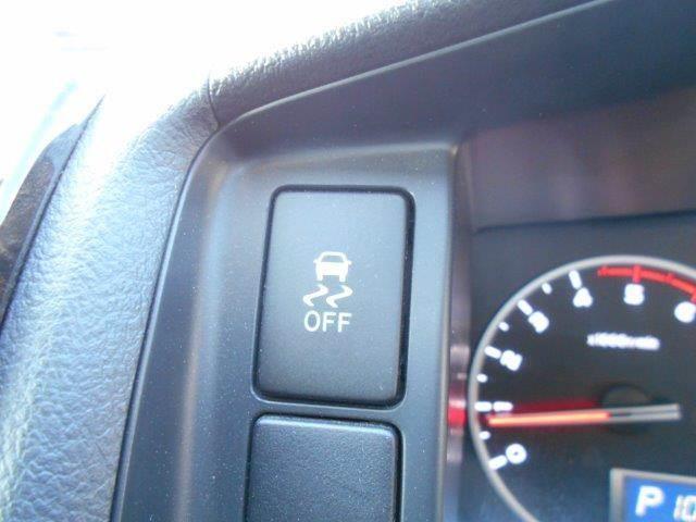 ハイエースバン スーパーＧＬ　ダークプライムＩＩ　５型セーフティセンス　メモリーナビ　バックカメラ　ワンオーナー　ローダウン　ＬＥＤヘッドライト　ＡＣ１００Ｖコンセント　デジタルインナーミラー　　Ｂｌｕｅｔｏｏｔｈ　フルセグ　ＥＴＣ　オートハイビーム（45枚目）