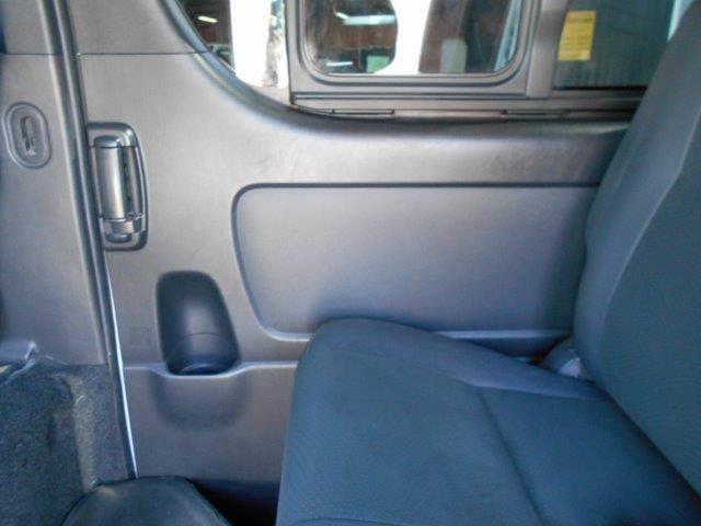 ハイエースバン スーパーＧＬ　ダークプライムＩＩ　５型セーフティセンス　メモリーナビ　バックカメラ　ワンオーナー　ローダウン　ＬＥＤヘッドライト　ＡＣ１００Ｖコンセント　デジタルインナーミラー　　Ｂｌｕｅｔｏｏｔｈ　フルセグ　ＥＴＣ　オートハイビーム（64枚目）