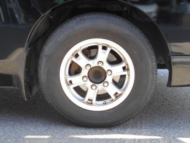 NV350キャラバンバン ロングプレミアムGX 純正SDナビ バックカメラ 両側スライドドア スマートキー 社外ベットキット 社外LEDテール 15インチアルミホイール Bluetooth フルセグTV ETC ミュージックサーバー 盗難防止装置(17枚目)