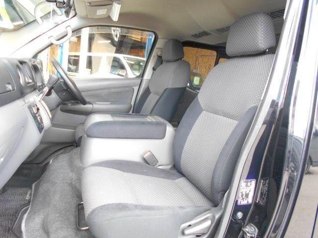 NV350キャラバンバン ロングプレミアムGX 純正SDナビ バックカメラ 両側スライドドア スマートキー 社外ベットキット 社外LEDテール 15インチアルミホイール Bluetooth フルセグTV ETC ミュージックサーバー 盗難防止装置(37枚目)