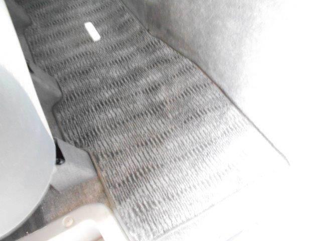 NV350キャラバンバン ロングプレミアムGX 純正SDナビ バックカメラ 両側スライドドア スマートキー 社外ベットキット 社外LEDテール 15インチアルミホイール Bluetooth フルセグTV ETC ミュージックサーバー 盗難防止装置(49枚目)