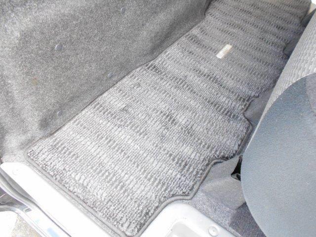 NV350キャラバンバン ロングプレミアムGX 純正SDナビ バックカメラ 両側スライドドア スマートキー 社外ベットキット 社外LEDテール 15インチアルミホイール Bluetooth フルセグTV ETC ミュージックサーバー 盗難防止装置(50枚目)