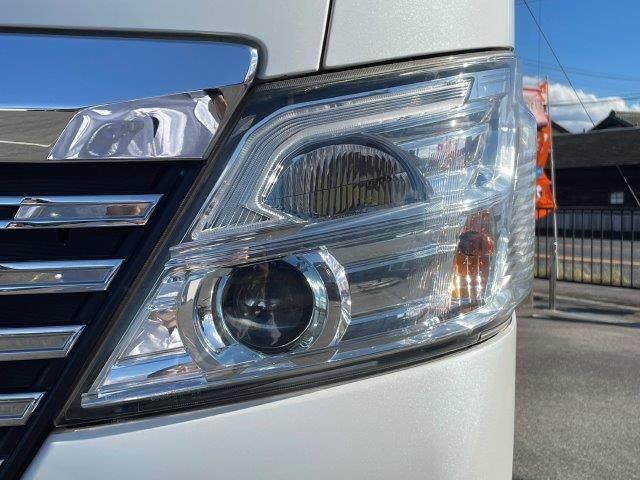 ＮＶ３５０キャラバンバン ロングライダープレミアムＧＸターボ　後期型　ワンオーナー　１０インチフローティングナビ　全周囲カメラ　ＬＥＤヘッドライト　衝突軽減ブレーキ　純正エアロ　フルセグＴＶ　Ｂｌｕｅｔｏｏｔｈ　スマートキー　ＬＥＤデイライト（27枚目）