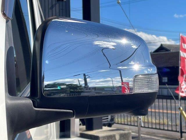 ＮＶ３５０キャラバンバン ロングライダープレミアムＧＸターボ　後期型　ワンオーナー　１０インチフローティングナビ　全周囲カメラ　ＬＥＤヘッドライト　衝突軽減ブレーキ　純正エアロ　フルセグＴＶ　Ｂｌｕｅｔｏｏｔｈ　スマートキー　ＬＥＤデイライト（31枚目）