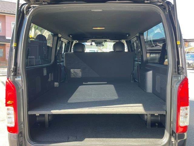 ハイエースバン スーパーＧＬ　ダークプライムＩＩ　５型セーフティセンス　スマートキー　ＳＤナビ　バックカメラ　ＬＥＤヘッドライト　ＴＲＤ製１５インチアルミホイール　Ｂｌｕｅｔｏｏｔｈ　ＥＴＣ　スライドドア　ＭＴモード付　盗難防止装置（14枚目）