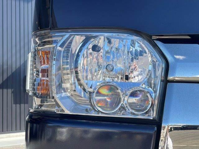 ハイエースバン スーパーＧＬ　ダークプライムＩＩ　５型セーフティセンス　スマートキー　ＳＤナビ　バックカメラ　ＬＥＤヘッドライト　ＴＲＤ製１５インチアルミホイール　Ｂｌｕｅｔｏｏｔｈ　ＥＴＣ　スライドドア　ＭＴモード付　盗難防止装置（27枚目）