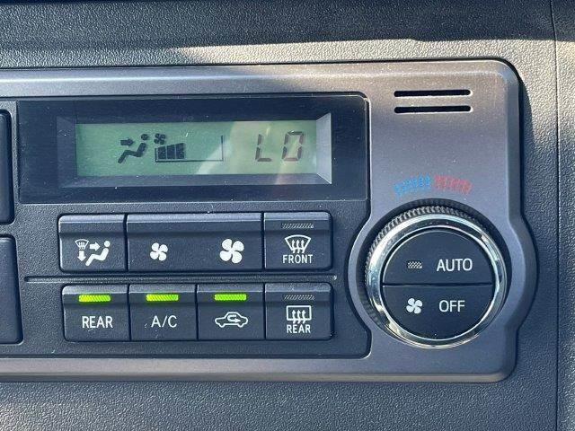 ハイエースバン スーパーＧＬ　ダークプライムＩＩ　５型セーフティセンス　スマートキー　ＳＤナビ　バックカメラ　ＬＥＤヘッドライト　ＴＲＤ製１５インチアルミホイール　Ｂｌｕｅｔｏｏｔｈ　ＥＴＣ　スライドドア　ＭＴモード付　盗難防止装置（41枚目）