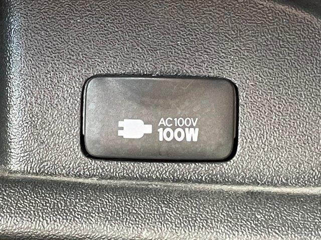 ハイエースバン スーパーＧＬ　ダークプライムＩＩ　５型セーフティセンス　スマートキー　ＳＤナビ　バックカメラ　ＬＥＤヘッドライト　ＴＲＤ製１５インチアルミホイール　Ｂｌｕｅｔｏｏｔｈ　ＥＴＣ　スライドドア　ＭＴモード付　盗難防止装置（42枚目）