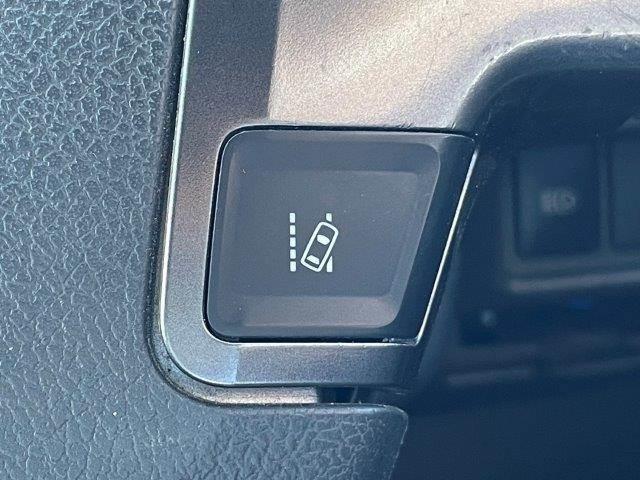 ハイエースバン スーパーＧＬ　ダークプライムＩＩ　５型セーフティセンス　スマートキー　ＳＤナビ　バックカメラ　ＬＥＤヘッドライト　ＴＲＤ製１５インチアルミホイール　Ｂｌｕｅｔｏｏｔｈ　ＥＴＣ　スライドドア　ＭＴモード付　盗難防止装置（45枚目）