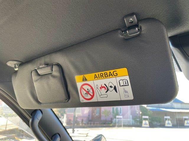 ハイエースバン スーパーＧＬ　ダークプライムＩＩ　５型セーフティセンス　スマートキー　ＳＤナビ　バックカメラ　ＬＥＤヘッドライト　ＴＲＤ製１５インチアルミホイール　Ｂｌｕｅｔｏｏｔｈ　ＥＴＣ　スライドドア　ＭＴモード付　盗難防止装置（51枚目）