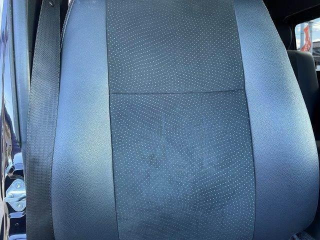 ハイエースバン スーパーＧＬ　ダークプライムＩＩ　５型セーフティセンス　スマートキー　ＳＤナビ　バックカメラ　ＬＥＤヘッドライト　ＴＲＤ製１５インチアルミホイール　Ｂｌｕｅｔｏｏｔｈ　ＥＴＣ　スライドドア　ＭＴモード付　盗難防止装置（58枚目）