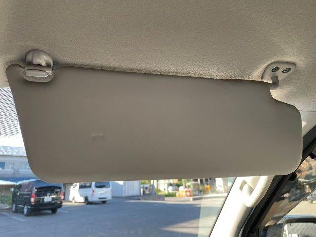 キャラバン ロングプレミアムGX 4WD 禁煙車 衝突軽減ブレーキ 全周囲カメラ ディスプレイオーディオ Bluetooth パワースライドドア サイドステップバー LEDヘッドライト スマートキー コーナーセンサー 盗難防止装置(42枚目)