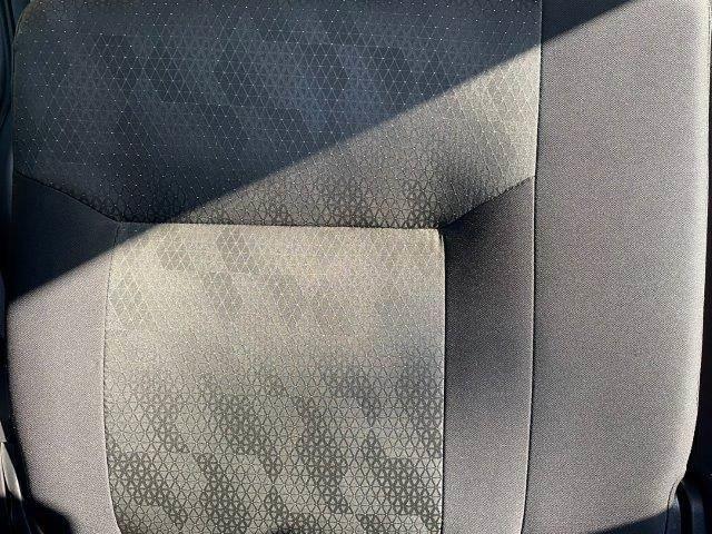 キャラバン ロングプレミアムGX 4WD 禁煙車 衝突軽減ブレーキ 全周囲カメラ ディスプレイオーディオ Bluetooth パワースライドドア サイドステップバー LEDヘッドライト スマートキー コーナーセンサー 盗難防止装置(53枚目)