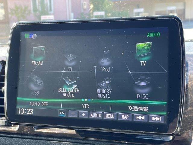 ハイエースバン スーパーＧＬ　ダークプライムＩＩ　４ＷＤ　禁煙車　衝突軽減ブレーキ　９インチフローティングナビ　ブルートゥース　地デジＴＶ　バックカメラ　両側スライドドア　電動リアゲート　ＬＥＤヘッドライト　１オーナー　スマートキー　オートハイビーム（6枚目）