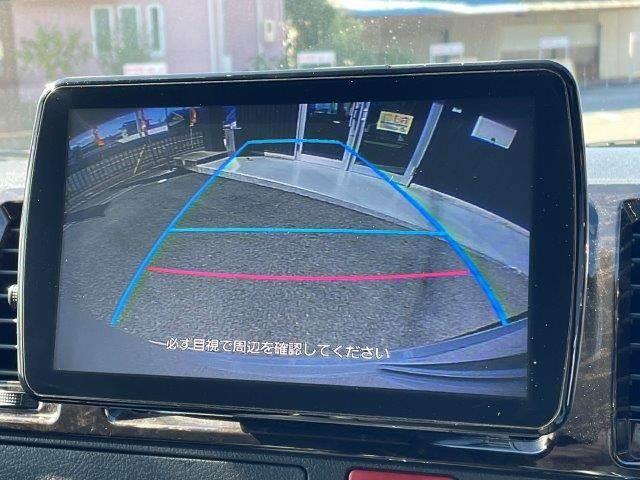 ハイエースバン スーパーＧＬ　ダークプライムＩＩ　４ＷＤ　禁煙車　衝突軽減ブレーキ　９インチフローティングナビ　ブルートゥース　地デジＴＶ　バックカメラ　両側スライドドア　電動リアゲート　ＬＥＤヘッドライト　１オーナー　スマートキー　オートハイビーム（7枚目）