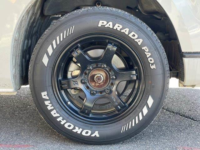 ハイエースバン スーパーＧＬ　ダークプライムＩＩ　４ＷＤ　禁煙車　衝突軽減ブレーキ　９インチフローティングナビ　ブルートゥース　地デジＴＶ　バックカメラ　両側スライドドア　電動リアゲート　ＬＥＤヘッドライト　１オーナー　スマートキー　オートハイビーム（27枚目）