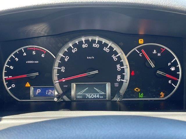 ハイエースバン スーパーＧＬ　ダークプライムＩＩ　４ＷＤ　禁煙車　衝突軽減ブレーキ　９インチフローティングナビ　ブルートゥース　地デジＴＶ　バックカメラ　両側スライドドア　電動リアゲート　ＬＥＤヘッドライト　１オーナー　スマートキー　オートハイビーム（46枚目）