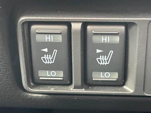 キャラバン ロンググランドプレミアムＧＸ　エマージェンシーブレーキ　アラウンドビューモニター純正メモリーナビ　ＬＥＤヘッドライト　シートヒーター　デジタルインナーミラー　Ｂｌｕｅｔｏｏｔｈ　禁煙車　４ＷＤ　ハーフレザー　ディーゼルターボ（12枚目）