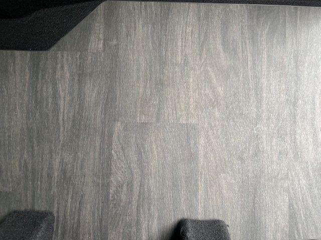 キャラバン ロンググランドプレミアムＧＸ　エマージェンシーブレーキ　アラウンドビューモニター純正メモリーナビ　ＬＥＤヘッドライト　シートヒーター　デジタルインナーミラー　Ｂｌｕｅｔｏｏｔｈ　禁煙車　４ＷＤ　ハーフレザー　ディーゼルターボ（52枚目）