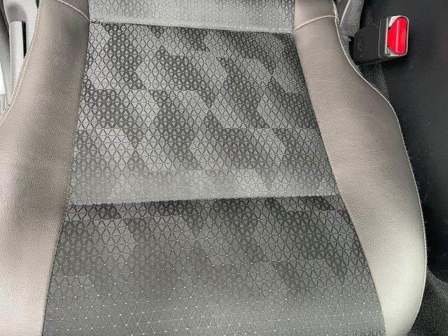 キャラバン ロンググランドプレミアムＧＸ　エマージェンシーブレーキ　アラウンドビューモニター純正メモリーナビ　ＬＥＤヘッドライト　シートヒーター　デジタルインナーミラー　Ｂｌｕｅｔｏｏｔｈ　禁煙車　４ＷＤ　ハーフレザー　ディーゼルターボ（56枚目）