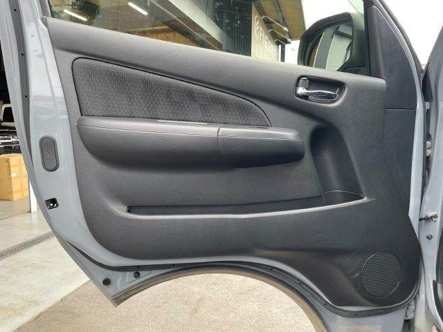 キャラバン ロンググランドプレミアムＧＸ　エマージェンシーブレーキ　アラウンドビューモニター純正メモリーナビ　ＬＥＤヘッドライト　シートヒーター　デジタルインナーミラー　Ｂｌｕｅｔｏｏｔｈ　禁煙車　４ＷＤ　ハーフレザー　ディーゼルターボ（60枚目）