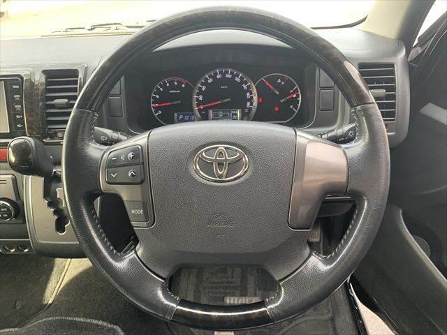 ハイエースバン スーパーGL ダークプライム 4型ディーゼルターボ 純正SDナビ バックカメラ スマートキー ETC LEDヘッドライト クリアランスソナー フルセグTV Bluetooth 盗難防止装置 ハーフレザーシート ミュージックサーバー(10枚目)