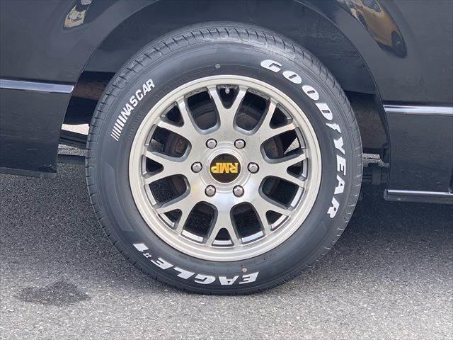 ハイエースバン スーパーGL ダークプライム 4型ディーゼルターボ 純正SDナビ バックカメラ スマートキー ETC LEDヘッドライト クリアランスソナー フルセグTV Bluetooth 盗難防止装置 ハーフレザーシート ミュージックサーバー(27枚目)