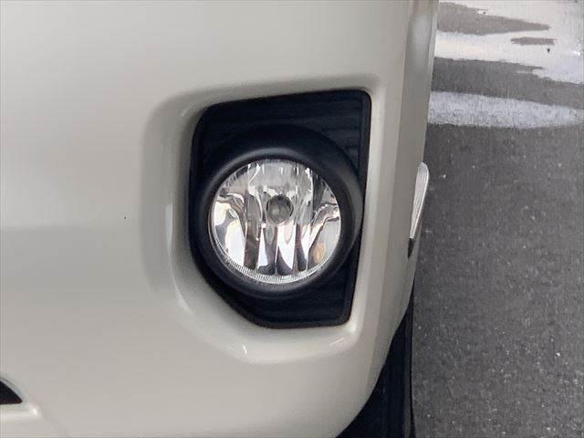 ハイエースバン スーパーGL ダークプライム 衝突軽減 禁煙車 メモリーナビ バックカメラ フリップダウンモニター フルセグ 両側パワースライドドア ETC ミュージックサーバー Bluetooth USBポート スマートキー LEDヘッドライト(26枚目)