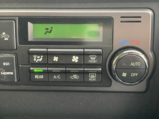 ハイエースバン スーパーGL ダークプライム 衝突軽減 禁煙車 メモリーナビ バックカメラ フリップダウンモニター フルセグ 両側パワースライドドア ETC ミュージックサーバー Bluetooth USBポート スマートキー LEDヘッドライト(39枚目)