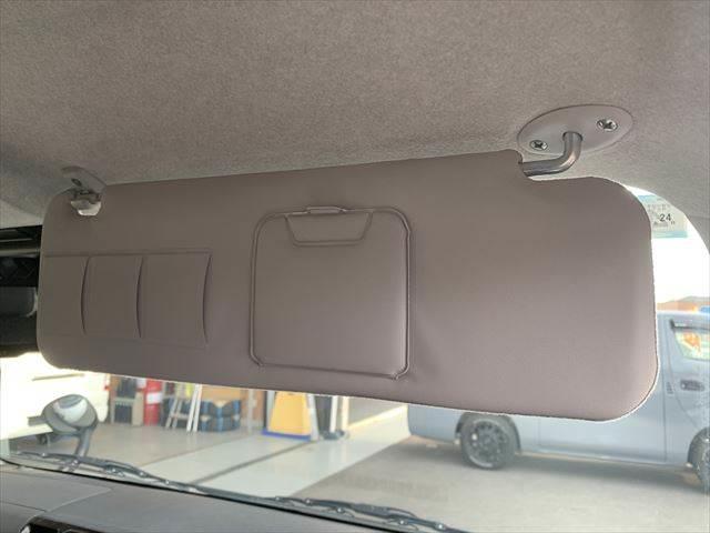 ハイエースバン スーパーGL ダークプライム 衝突軽減 禁煙車 メモリーナビ バックカメラ フリップダウンモニター フルセグ 両側パワースライドドア ETC ミュージックサーバー Bluetooth USBポート スマートキー LEDヘッドライト(45枚目)