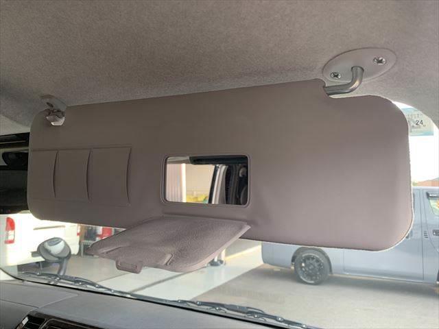 ハイエースバン スーパーGL ダークプライム 衝突軽減 禁煙車 メモリーナビ バックカメラ フリップダウンモニター フルセグ 両側パワースライドドア ETC ミュージックサーバー Bluetooth USBポート スマートキー LEDヘッドライト(46枚目)