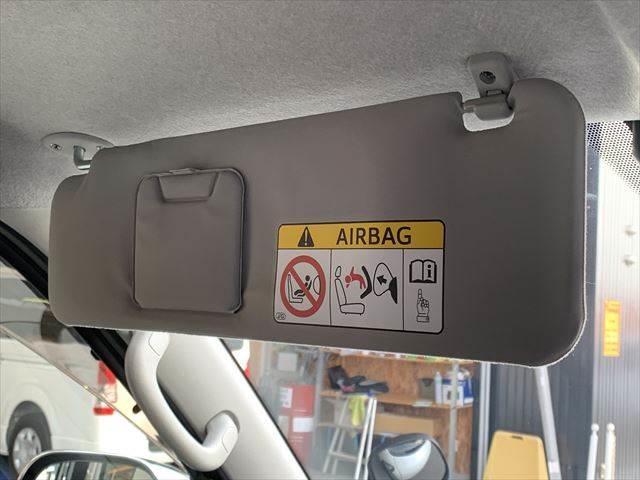 ハイエースバン スーパーGL ダークプライム 衝突軽減 禁煙車 メモリーナビ バックカメラ フリップダウンモニター フルセグ 両側パワースライドドア ETC ミュージックサーバー Bluetooth USBポート スマートキー LEDヘッドライト(47枚目)