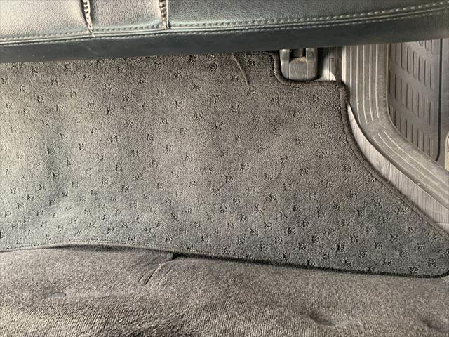 ハイエースバン スーパーGL ダークプライム 衝突軽減 禁煙車 メモリーナビ バックカメラ フリップダウンモニター フルセグ 両側パワースライドドア ETC ミュージックサーバー Bluetooth USBポート スマートキー LEDヘッドライト(51枚目)