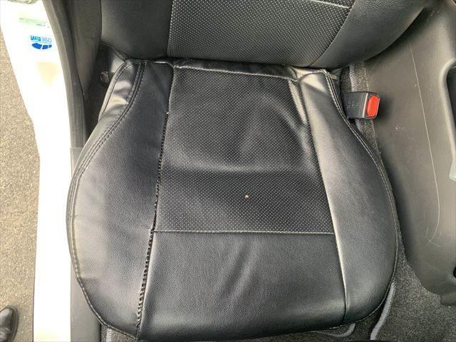 ハイエースバン スーパーGL ダークプライム 衝突軽減 禁煙車 メモリーナビ バックカメラ フリップダウンモニター フルセグ 両側パワースライドドア ETC ミュージックサーバー Bluetooth USBポート スマートキー LEDヘッドライト(55枚目)