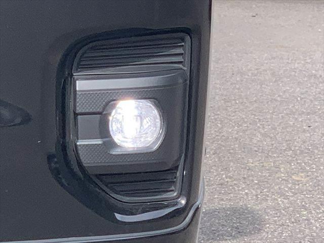 ハイエースバン スーパーGL ダークプライムII ディーゼルターボ 7型セーフティセンス 特別仕様車 メモリーナビ デジタルインナーミラー コンビハンドル&シフトノブ LEDヘッドライト フルセグ バックカメラ 衝突軽減 ETC 禁煙車 ハーフレザー(26枚目)