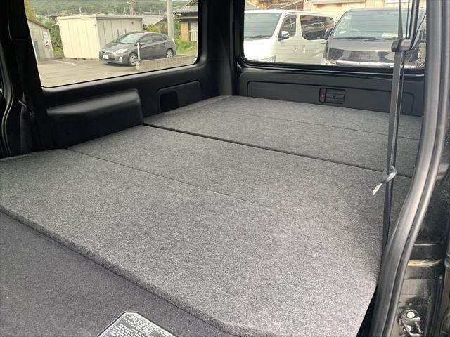 ハイエースバン スーパーGL ダークプライムII ディーゼルターボ 7型セーフティセンス 特別仕様車 メモリーナビ デジタルインナーミラー コンビハンドル&シフトノブ LEDヘッドライト フルセグ バックカメラ 衝突軽減 ETC 禁煙車 ハーフレザー(38枚目)