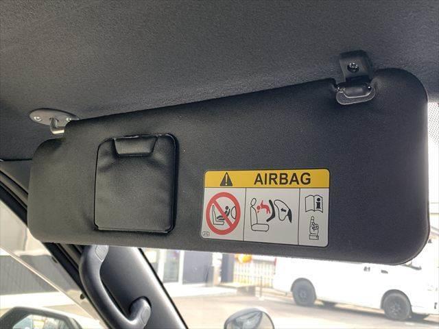 ハイエースバン スーパーGL ダークプライムII ディーゼルターボ 7型セーフティセンス 特別仕様車 メモリーナビ デジタルインナーミラー コンビハンドル&シフトノブ LEDヘッドライト フルセグ バックカメラ 衝突軽減 ETC 禁煙車 ハーフレザー(53枚目)