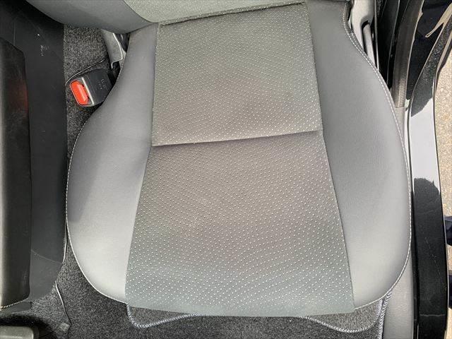 ハイエースバン スーパーGL ダークプライムII ディーゼルターボ 7型セーフティセンス 特別仕様車 メモリーナビ デジタルインナーミラー コンビハンドル&シフトノブ LEDヘッドライト フルセグ バックカメラ 衝突軽減 ETC 禁煙車 ハーフレザー(62枚目)