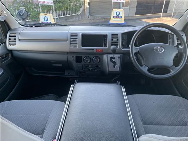 ハイエースバン ロングスーパーＧＬ　４ＷＤ　ディーゼル　後席フリップダウン　メモリーナビ　バックカメラ　ＡＣ１００Ｖ電源　ブルートゥース　フルセグＴＶ　ＥＴＣ　ＬＥＤライト　両側スライドドア　ミュージックサーバー　ＵＳＢポート　フォグ（3枚目）
